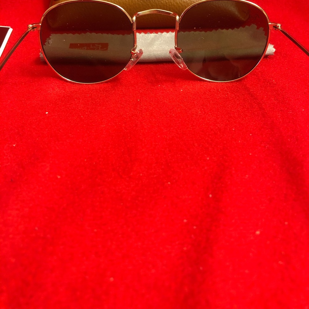 Ray-Ban Round Orange Unisex Sunglasses - Picture 5 of 5